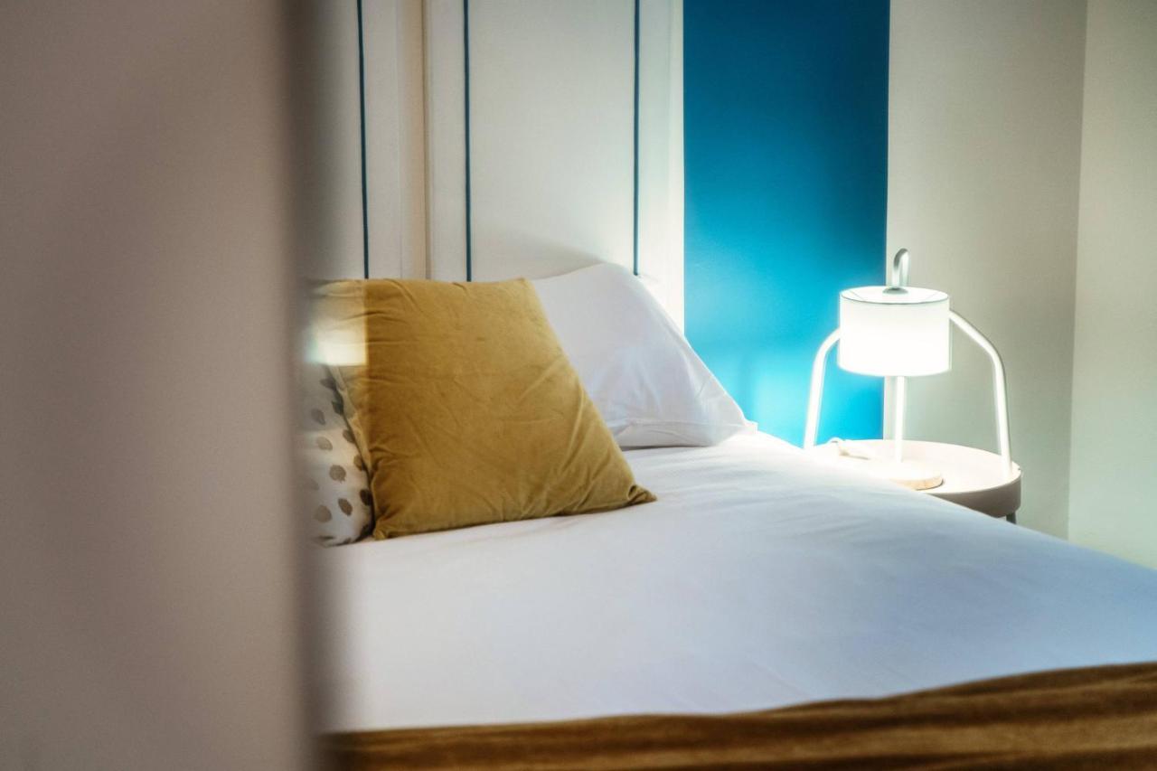 Blue Mood - By Myhomeincomo Cernobbio Luaran gambar